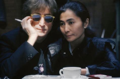 John Lennon and Yoko Ono: three vintage prints taken by John。